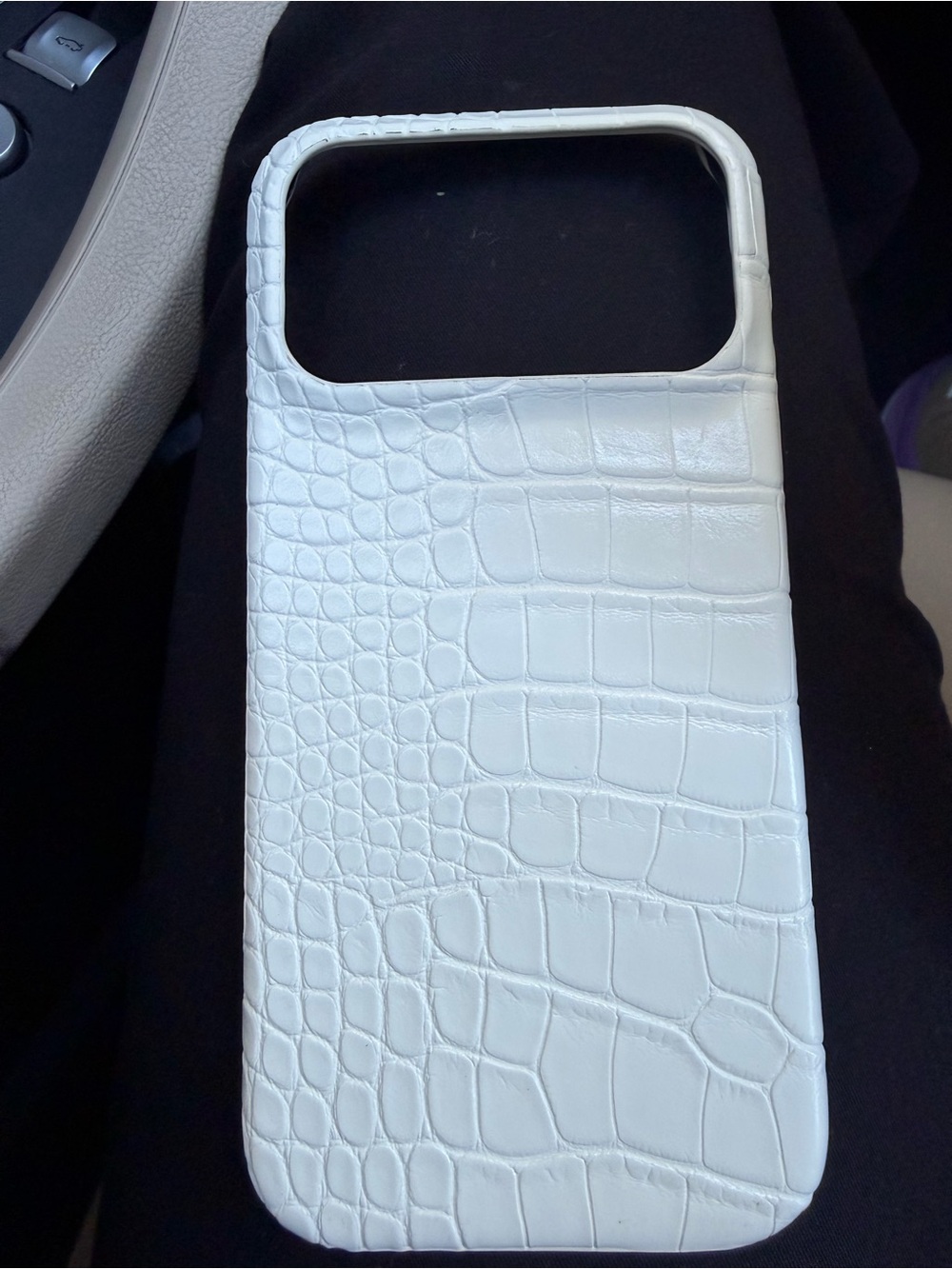 Cream IPhone 17 Pro Max Uniqfind Crocodile Case